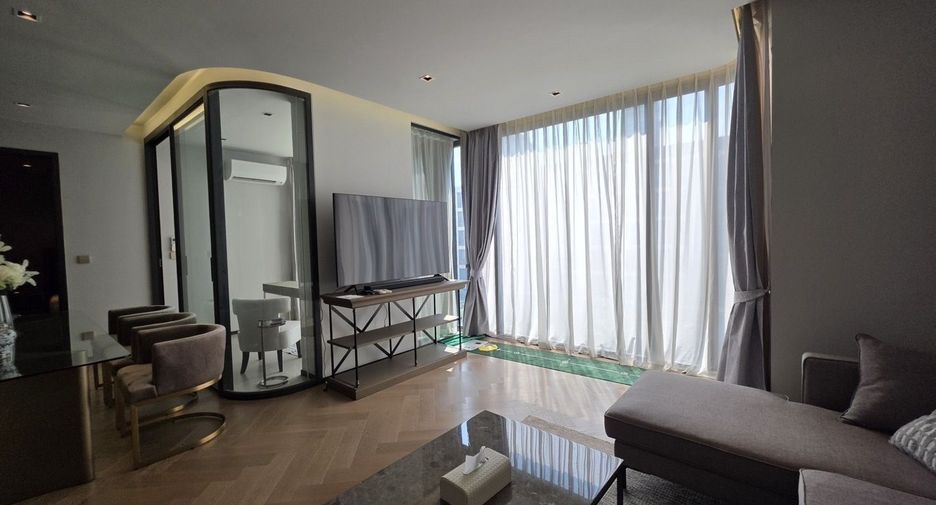 For rent 2 bed condo in Watthana, Bangkok