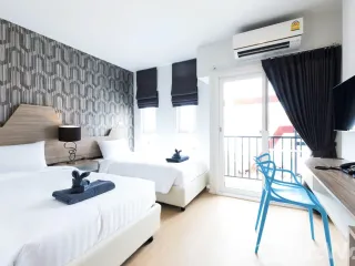 For sale 100 bed hotel in Bang Lamung, Chonburi