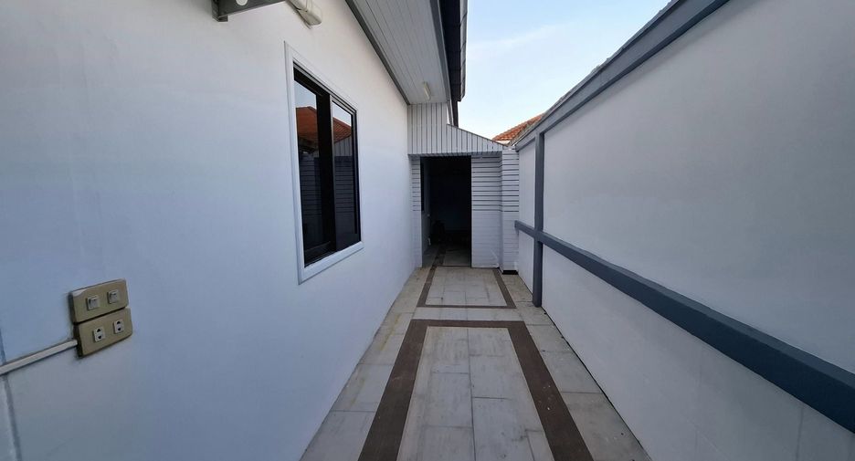 For sale 2 bed house in Sattahip, Chonburi