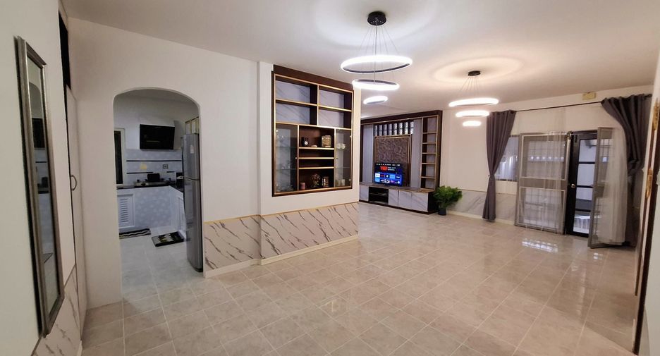 For sale 2 bed house in Sattahip, Chonburi