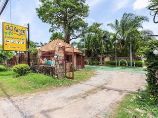 For sale 12 bed hotel in Bang Lamung, Chonburi