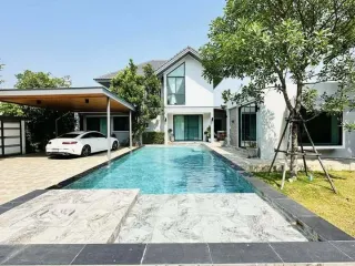For rent 5 bed villa in San Sai, Chiang Mai