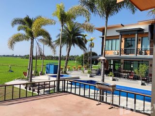 For sale 5 bed house in Doi Saket, Chiang Mai