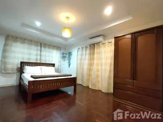 For rent 3 bed townhouse in Hua Hin, Prachuap Khiri Khan