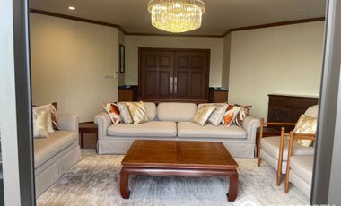 For rent 3 Beds condo in Khlong Toei, Bangkok