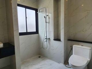 For rent 4 bed retail Space in Suan Luang, Bangkok