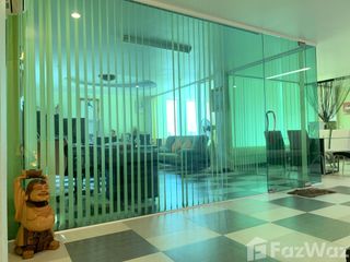 For sale 3 bed townhouse in Bangkok Yai, Bangkok