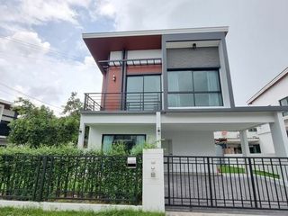 For sale 3 Beds house in Prawet, Bangkok