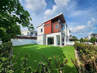 For sale 3 Beds house in Prawet, Bangkok