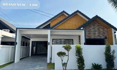 For rent 3 Beds villa in Mueang Phuket, Phuket