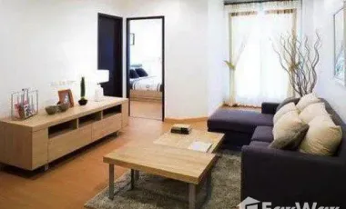 For rent 2 bed condo in Khlong Toei, Bangkok