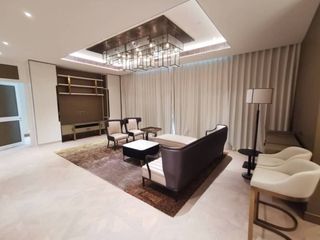 For sale 3 bed condo in Khlong San, Bangkok