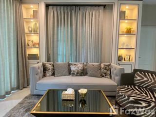 For sale 4 Beds house in Bang Khen, Bangkok