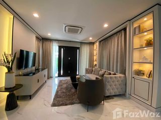 For sale 4 Beds house in Bang Khen, Bangkok