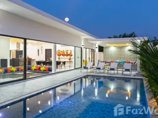 For sale 4 bed villa in Mueang Phuket, Phuket