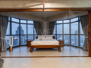 For sale 1 Beds house in Sathon, Bangkok
