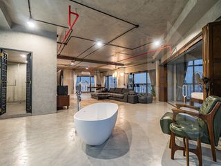 For sale 1 Beds house in Sathon, Bangkok