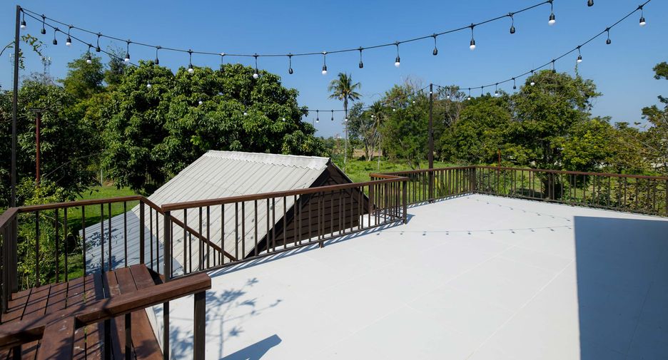 For rent and for sale 5 bedrooms house in Saraphi, Chiang Mai