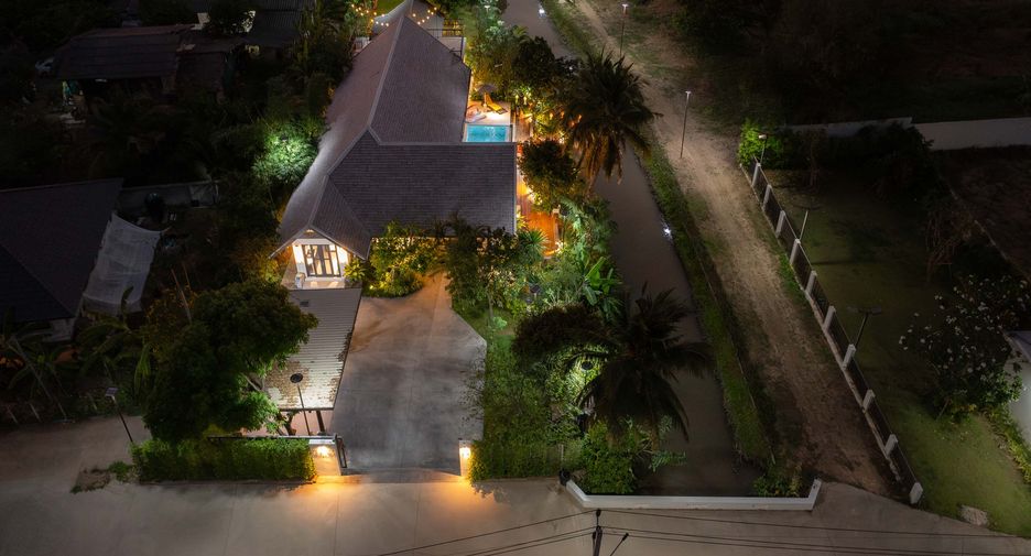 For rent and for sale 5 bedrooms house in Saraphi, Chiang Mai
