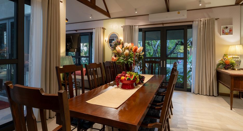 For rent and for sale 5 bedrooms house in Saraphi, Chiang Mai