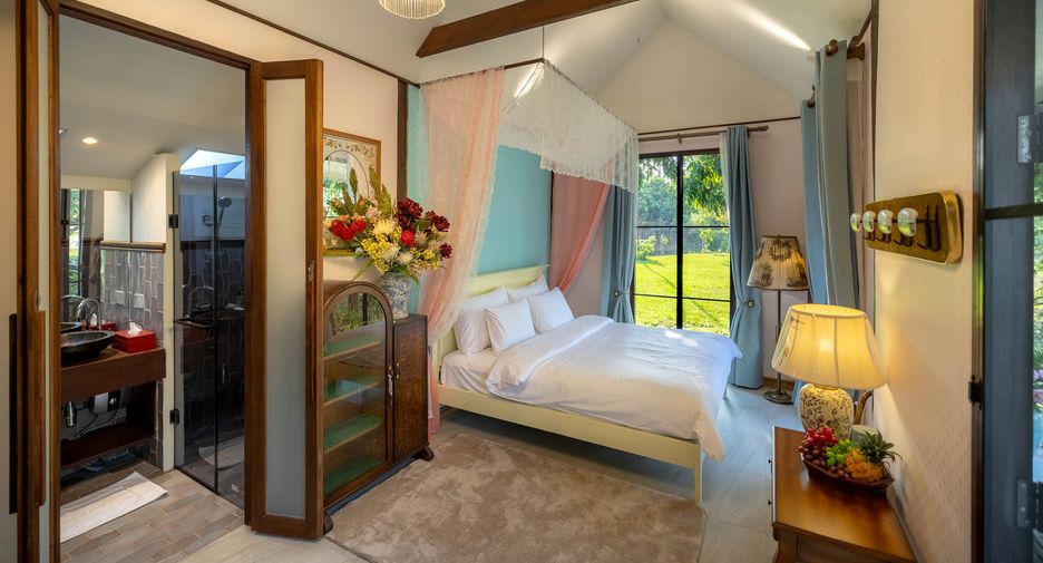 For rent and for sale 5 bedrooms house in Saraphi, Chiang Mai