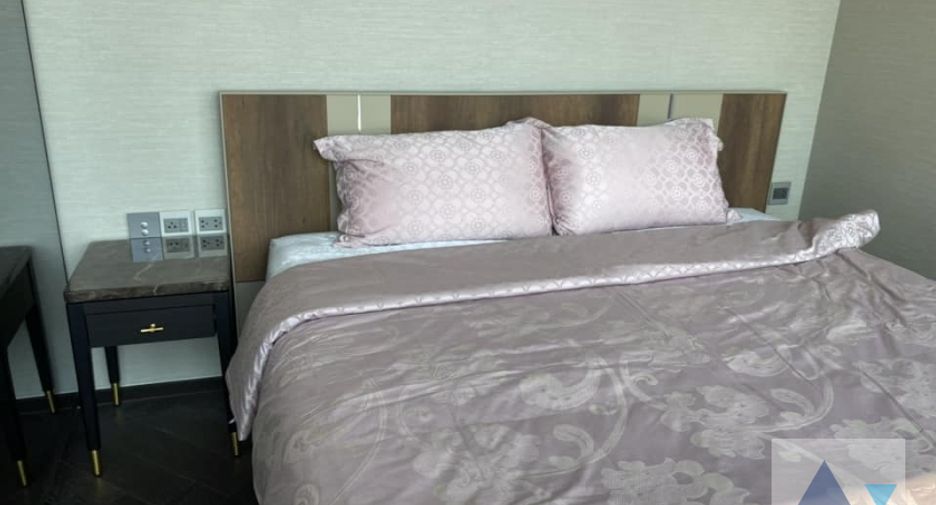 For rent and for sale 2 bed condo in Khlong Toei, Bangkok