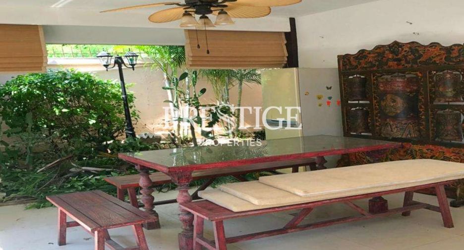 For rent 3 bedrooms house in East Pattaya, Pattaya