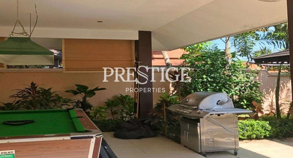 For rent 3 bedrooms house in East Pattaya, Pattaya