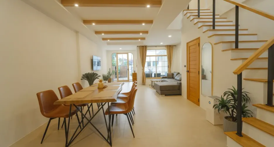 Casa adosada en alquiler y en venta de 3 habitaciones en North Pattaya, Pattaya