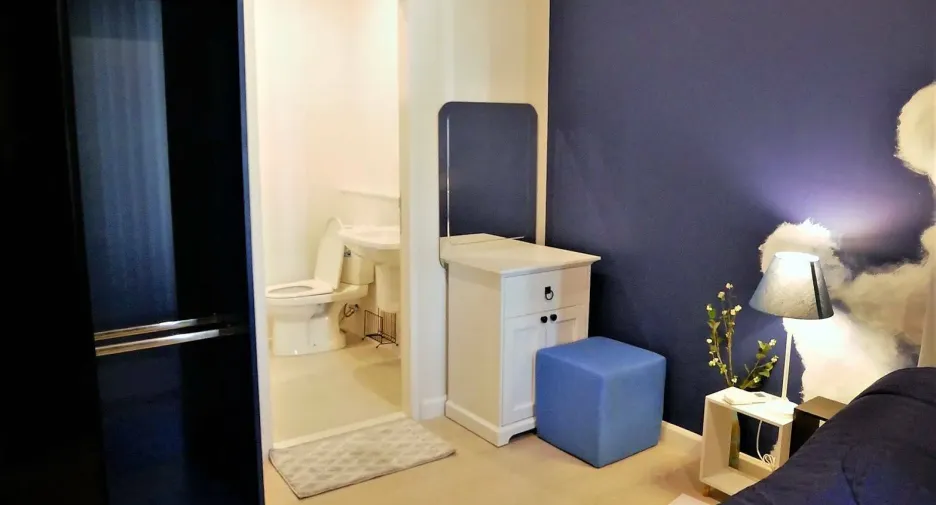 For sale 1 bed condo in Watthana, Bangkok