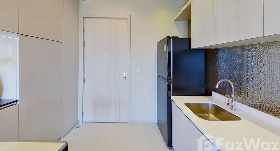 For rent 2 bed condo in Pathum Wan, Bangkok