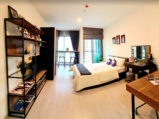 For sale studio condo in Ratchathewi, Bangkok