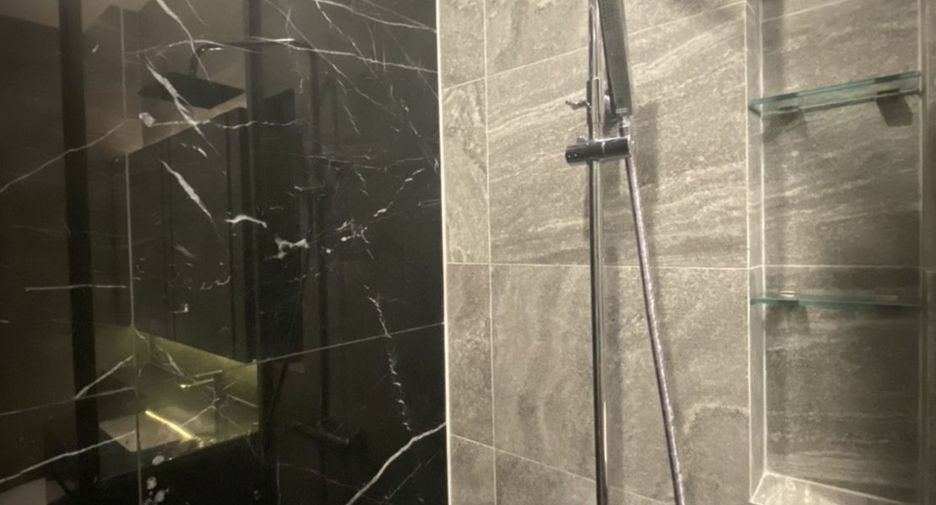 For rent 2 bed condo in Khlong Toei, Bangkok