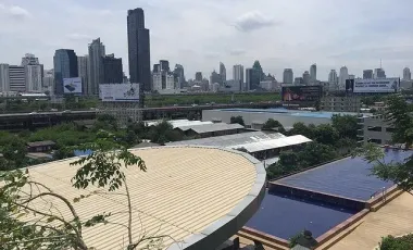 For sale 2 bed condo in Ratchathewi, Bangkok