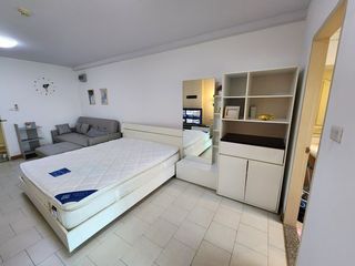 For sale スタジオ condo in Huai Khwang, Bangkok