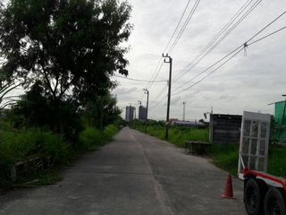 For sale land in Khan Na Yao, Bangkok