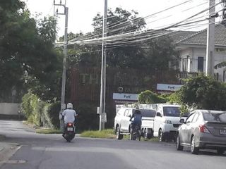 For sale land in Khan Na Yao, Bangkok