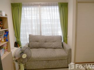 For sale 3 bed townhouse in Lat Phrao, Bangkok