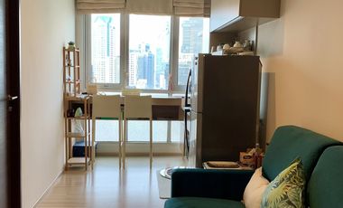 For sale 1 Beds condo in Sathon, Bangkok