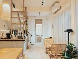 For rent 4 Beds retail Space in Phra Nakhon, Bangkok