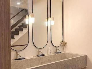 For rent 4 Beds retail Space in Phra Nakhon, Bangkok