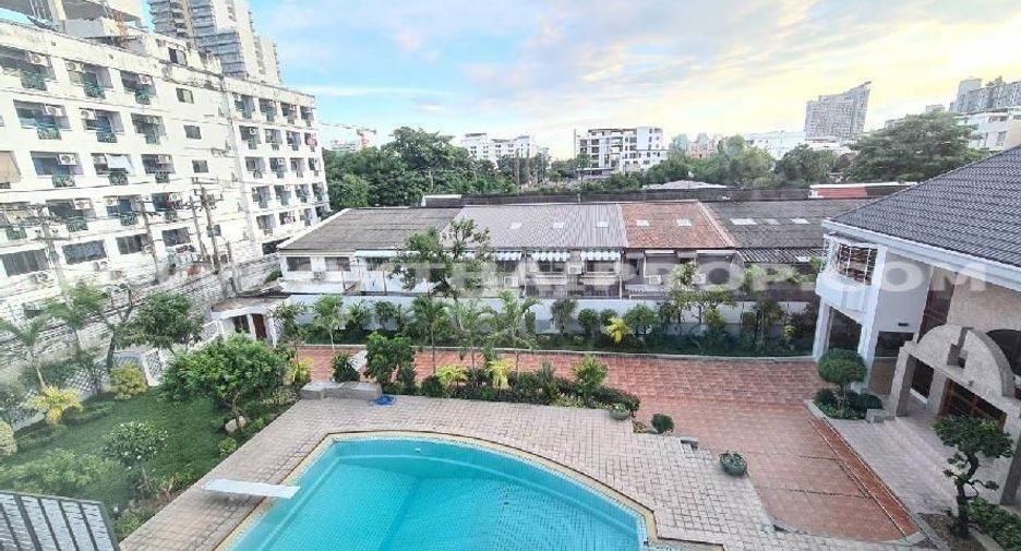 For sale 1 bed condo in Chatuchak, Bangkok