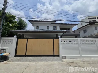 For sale 3 Beds house in Watthana, Bangkok
