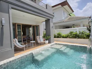 For sale 3 Beds house in Watthana, Bangkok