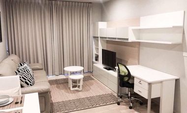 For sale 1 bed condo in Khlong Toei, Bangkok