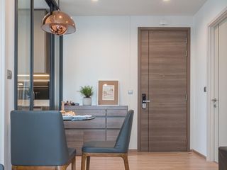 For rent 2 Beds condo in Phaya Thai, Bangkok