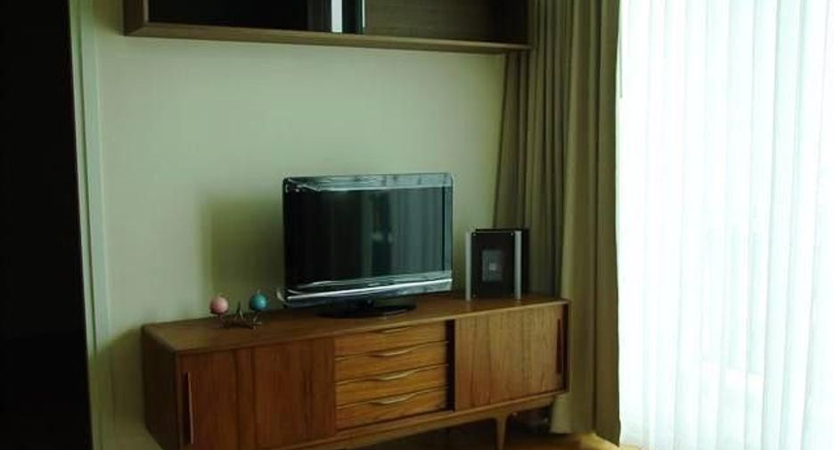 For rent 1 bed condo in Watthana, Bangkok