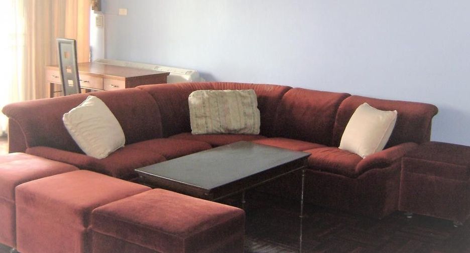 For rent 3 Beds condo in Khlong Toei, Bangkok