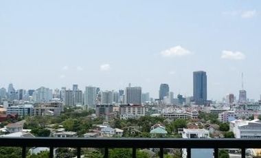 For rent 2 bed condo in Watthana, Bangkok
