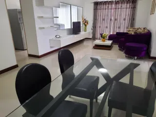 For rent 3 bed condo in Chatuchak, Bangkok